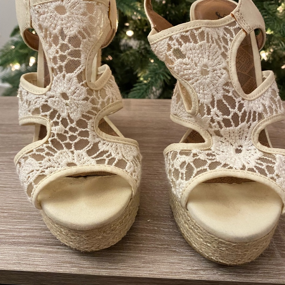 Lucky brand wedges